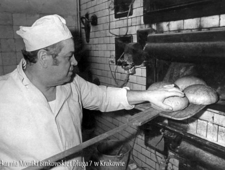 Related project_Local traditional bakers (1) bread making by traditional local baker around the world